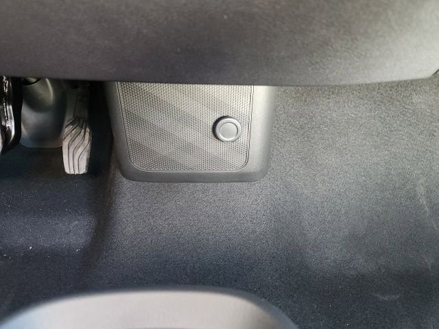 New 2026 Nissan Leaf SV+ image 40