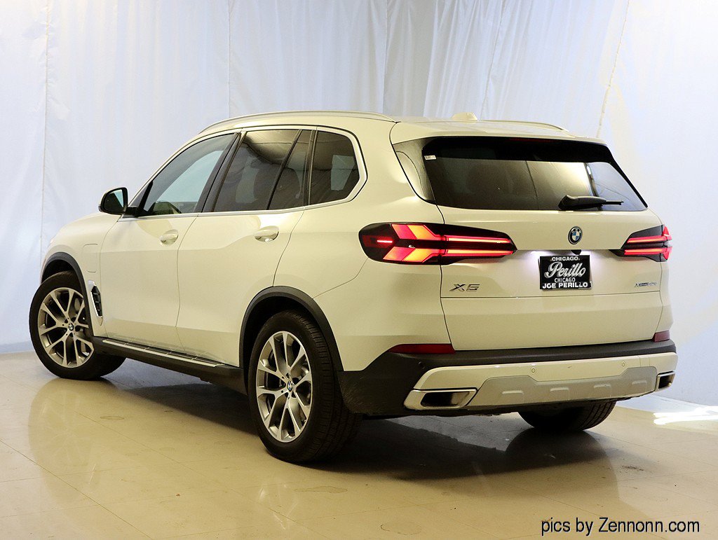 Used 2026 BMW X5 xDrive50e w/ Climate Comfort Package AWD/4WD image 9