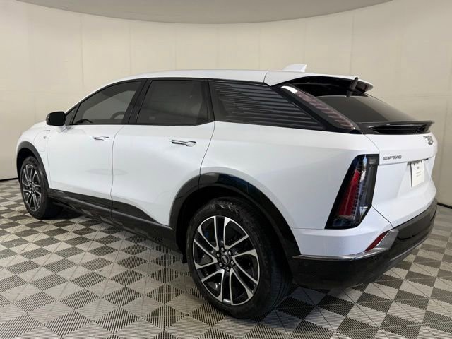 New 2026 Cadillac Optiq Sport 1 RWD image 4