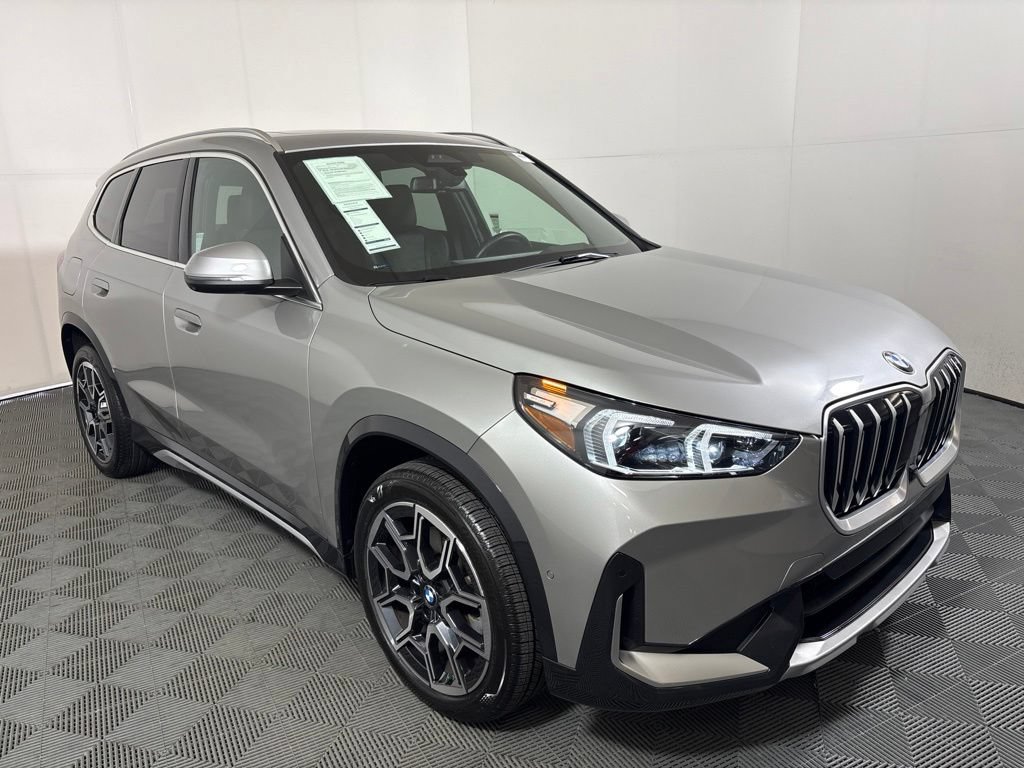 Certified 2026 BMW X1 xDrive28i w/ Technology Package AWD/4WD image 4