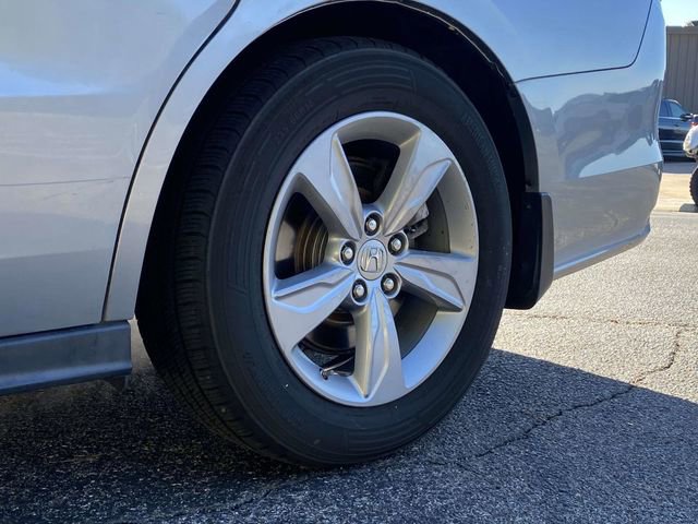 Used 2018 Honda Odyssey EX-L image 11