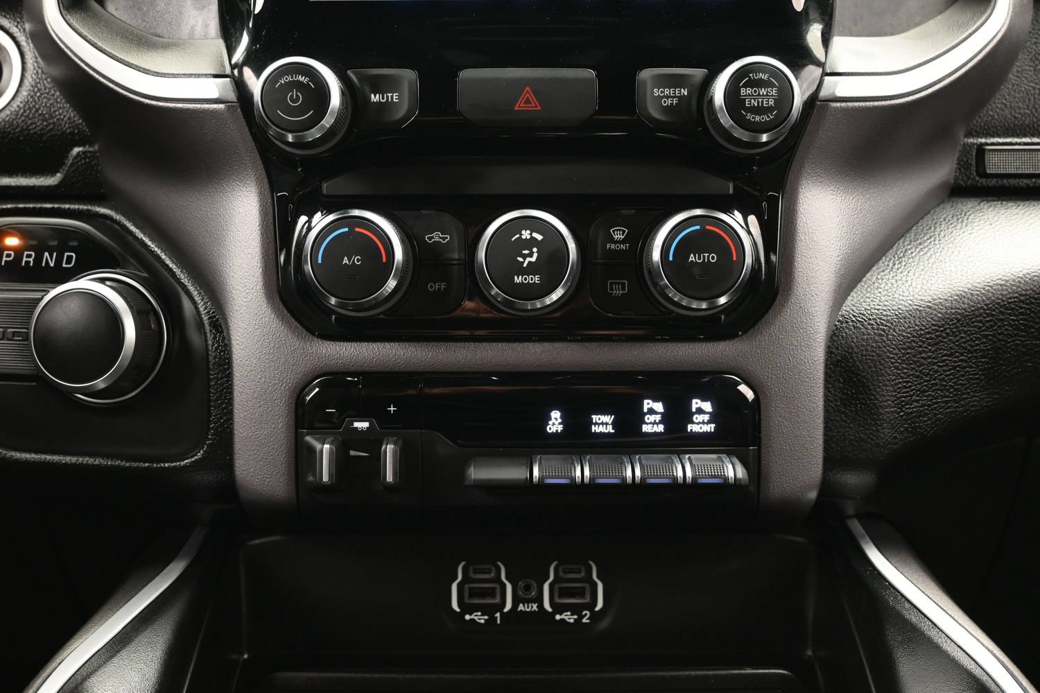 Used 2020 RAM 1500 Big Horn RWD image 38