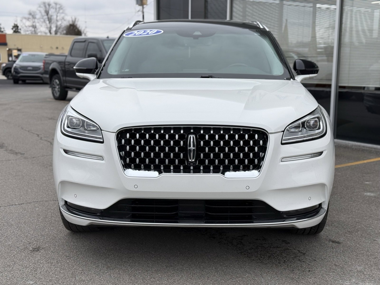 Used 2020 Lincoln Corsair Reserve w/ Equipment Group 201A image 2