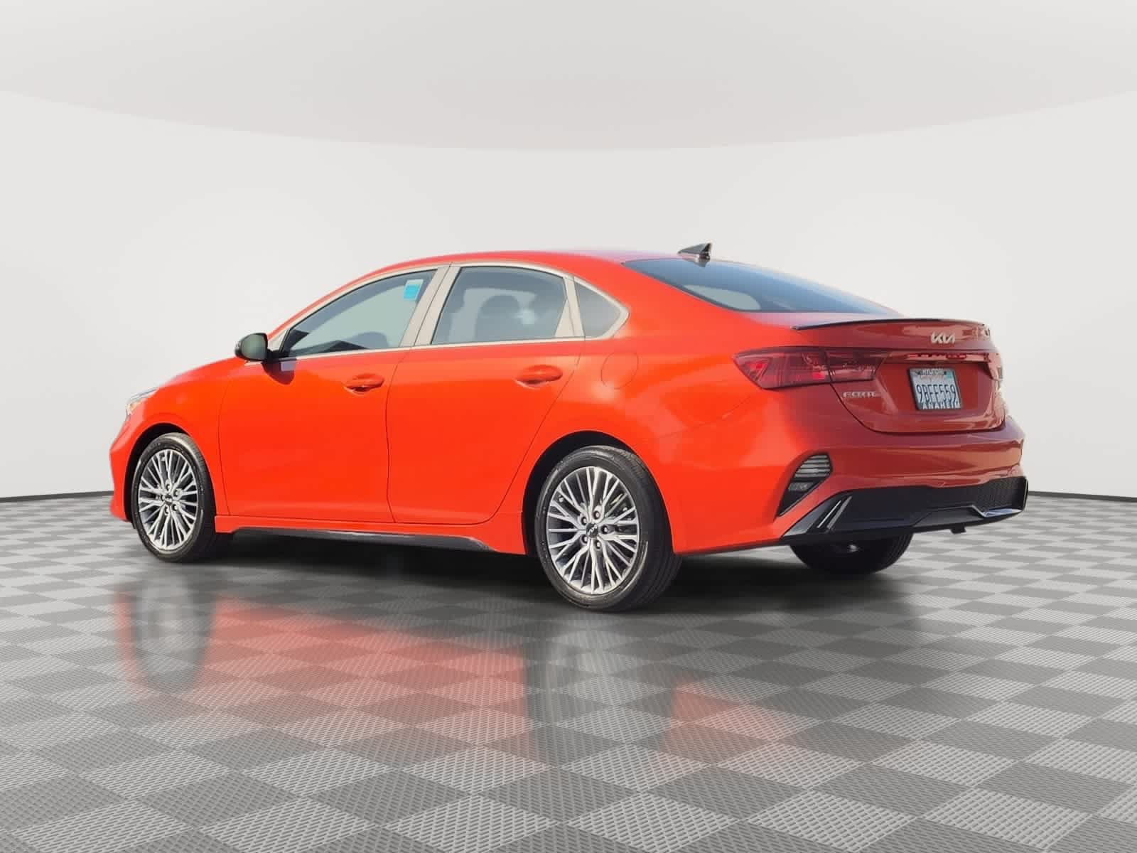 Used 2022 Kia Forte GT-Line w/ GT-Line Premium Package FWD image 9