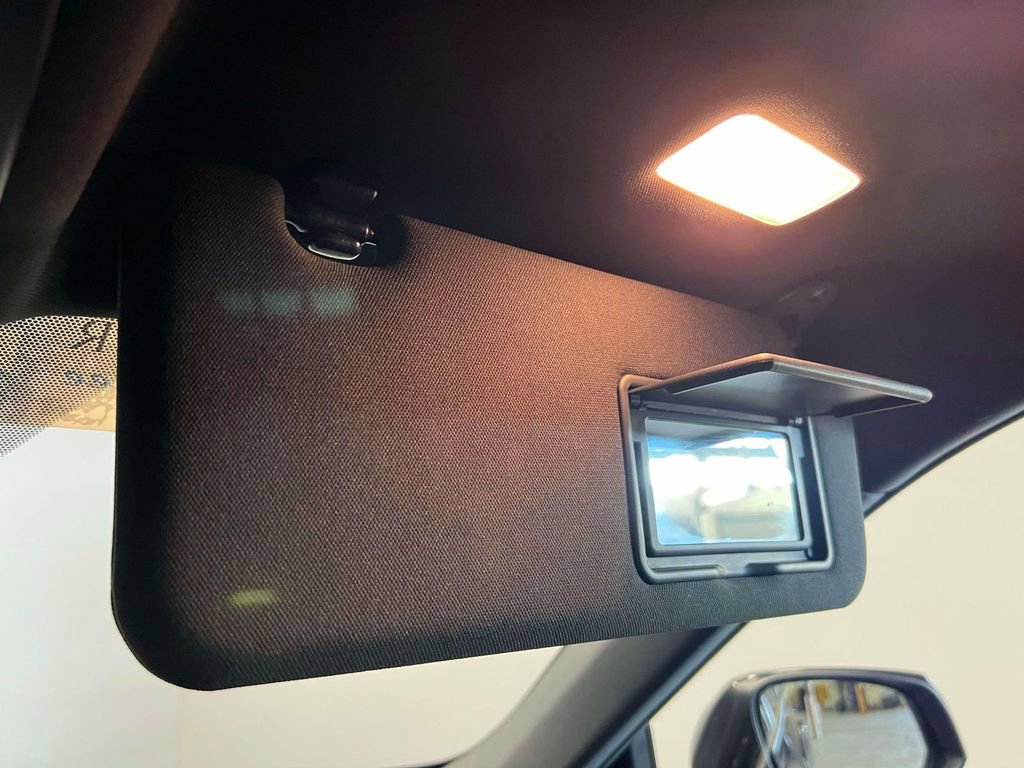 Used 2022 Toyota Highlander XSE image 35