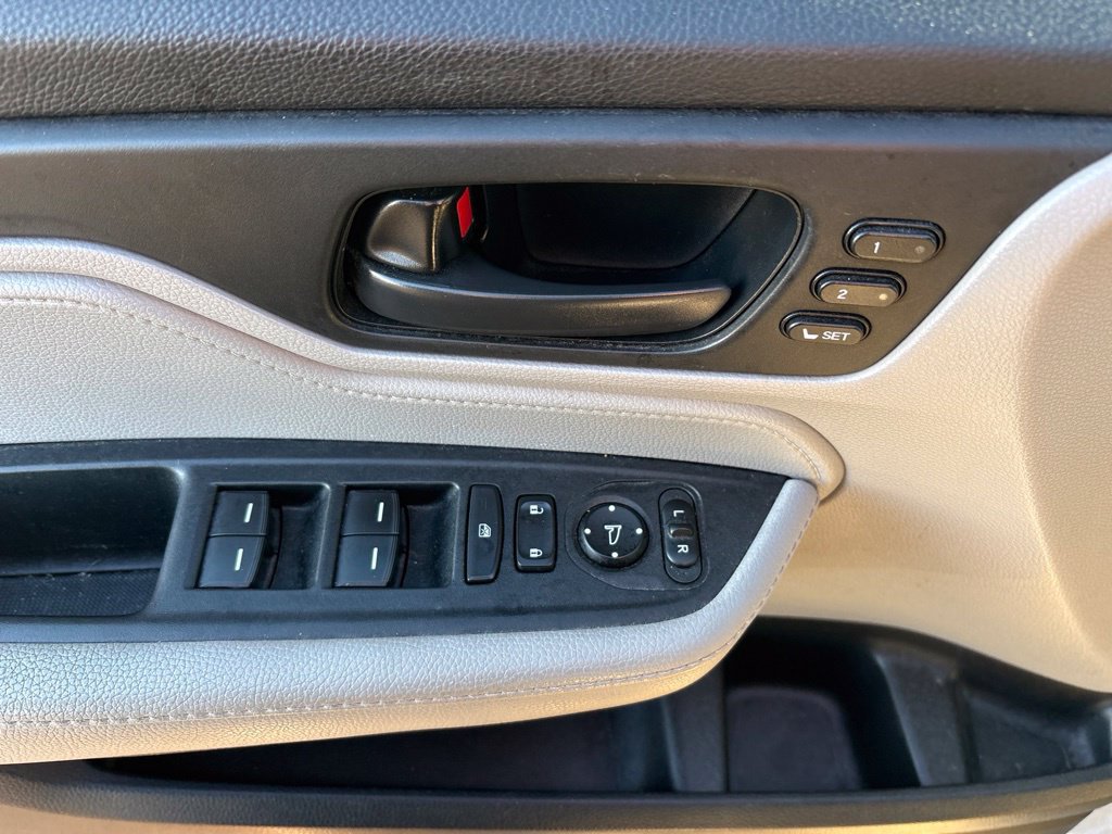 Used 2018 Honda Odyssey EX-L image 18