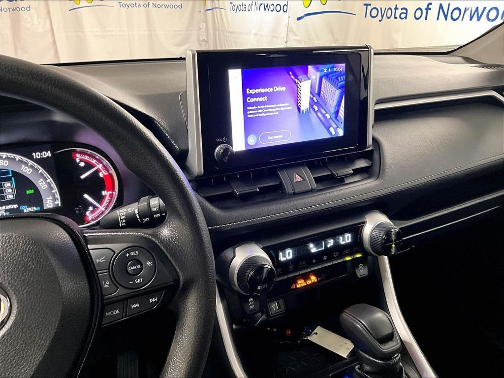 Certified 2025 Toyota RAV4 XLE AWD/4WD image 25