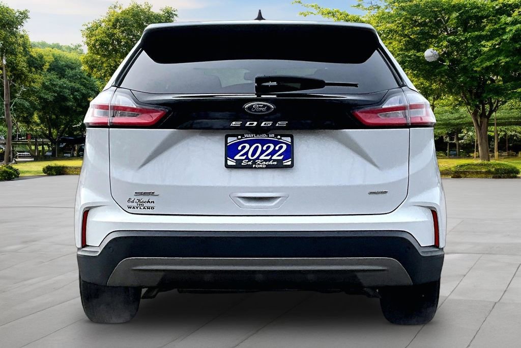 Used 2022 Ford Edge SEL w/ Convenience Package AWD/4WD image 4