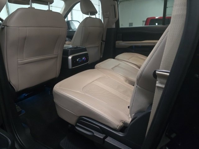 Used 2024 Ford Expedition Max Limited image 15