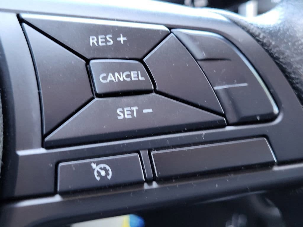 Used 2025 Nissan Versa S FWD image 12