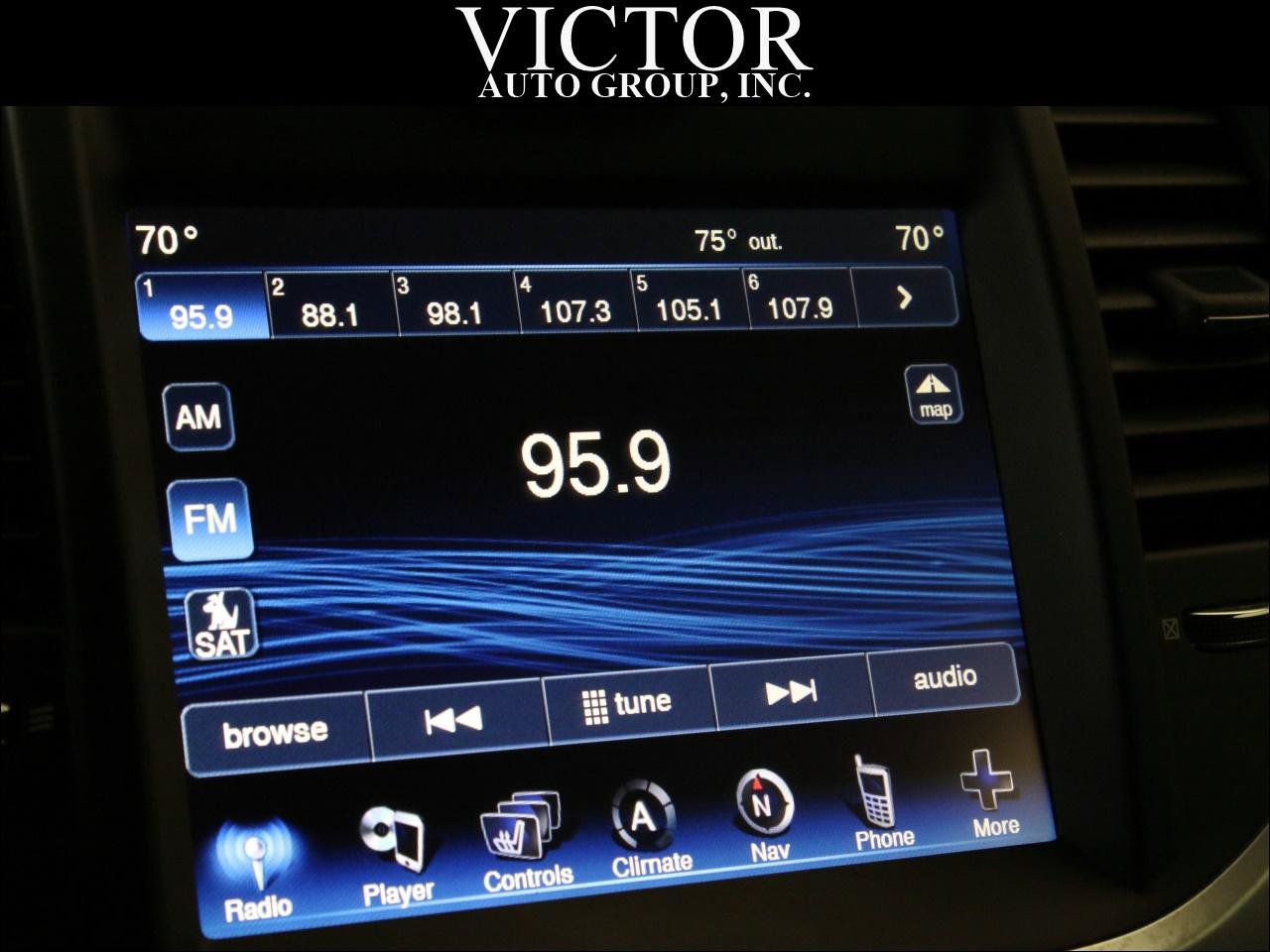 Used 2012 Chrysler 300 Limited RWD image 26
