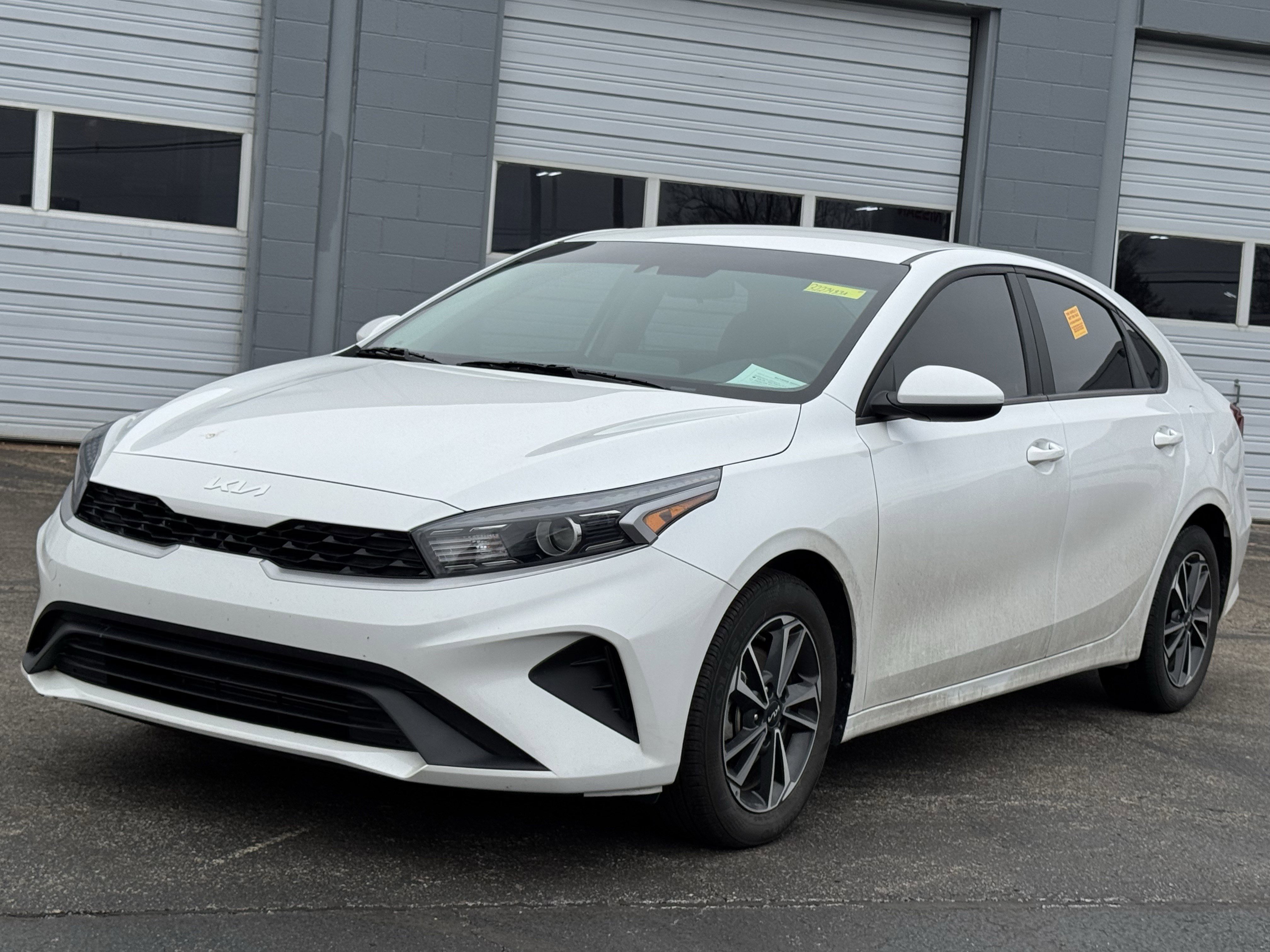 Used 2024 Kia Forte LXS image 12