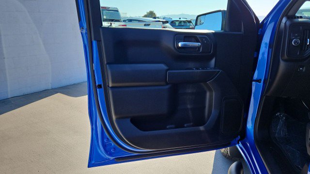 Used 2026 Chevrolet Silverado 1500 Custom w/ Turbomax Blackout Package RWD image 21