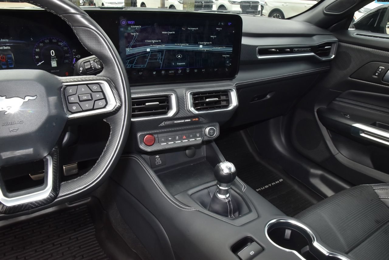 Used 2025 Ford Mustang GT Premium RWD image 19