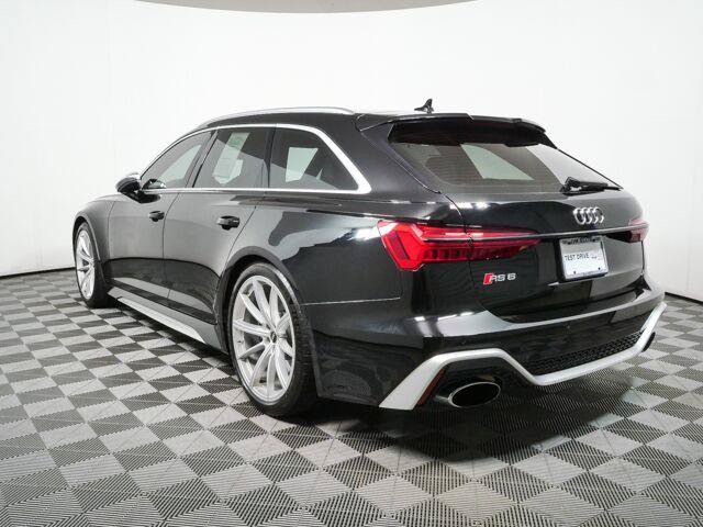 Used 2022 Audi RS 6 AWD/4WD image 32