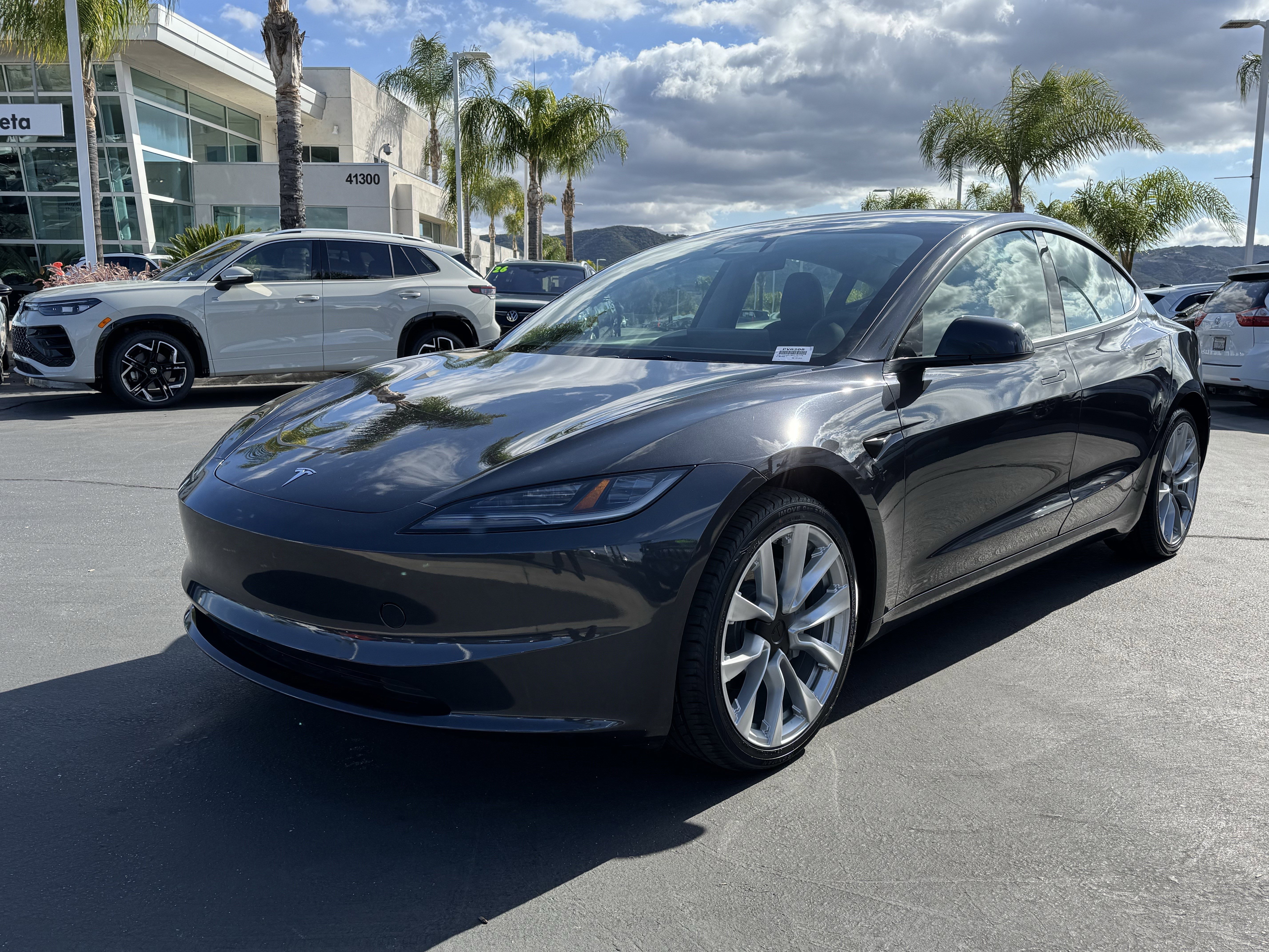 Used 2024 Tesla Model 3 Standard Range RWD image 5