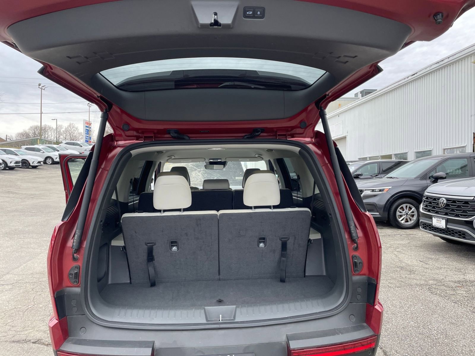 Used 2025 Hyundai Santa Fe SEL image 31