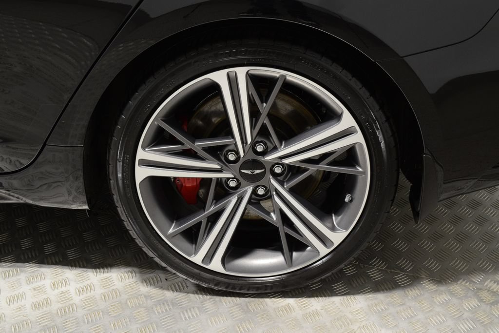 Used 2025 Genesis G70 3.3T Advanced AWD/4WD image 39