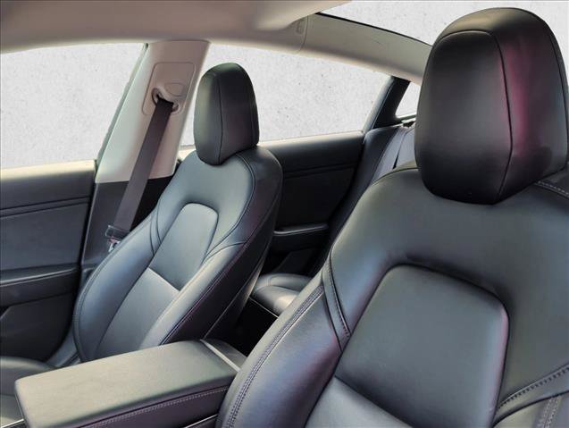 Used 2018 Tesla Model 3 Long Range RWD image 12