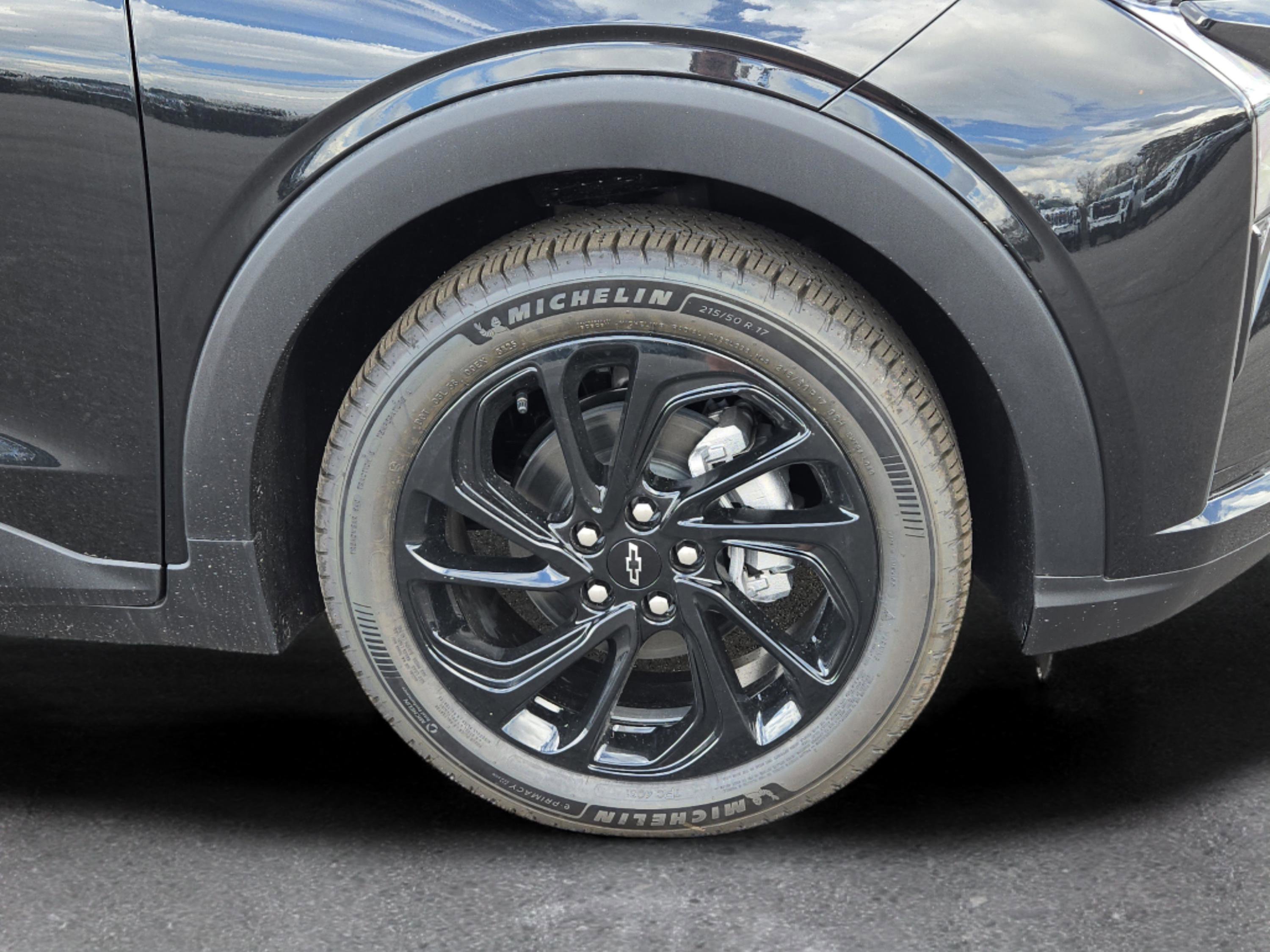 New 2027 Chevrolet Bolt RS w/ Technology Package image 4