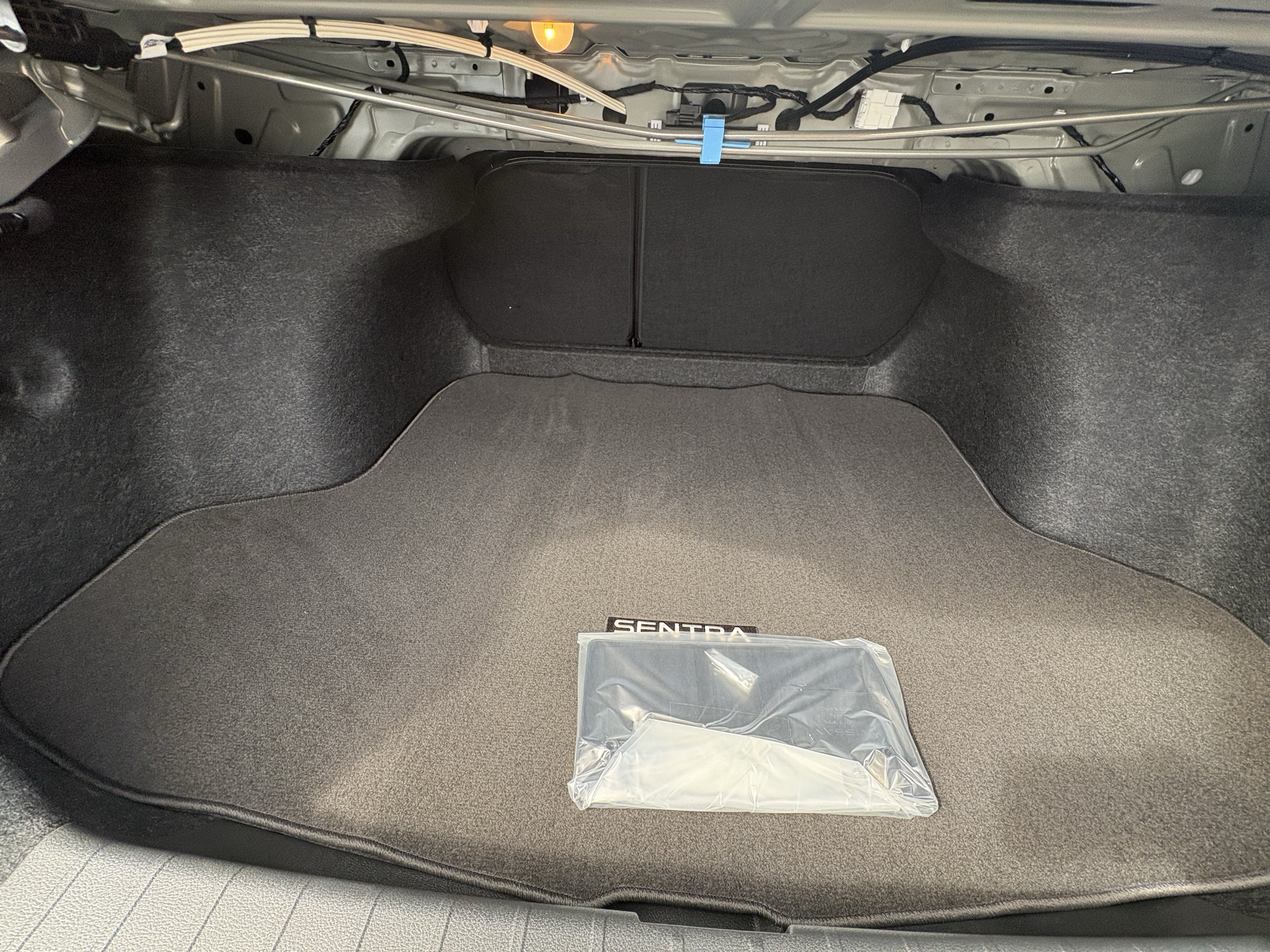 New 2027 Nissan Sentra SV w/ SV Convenience Package FWD image 26