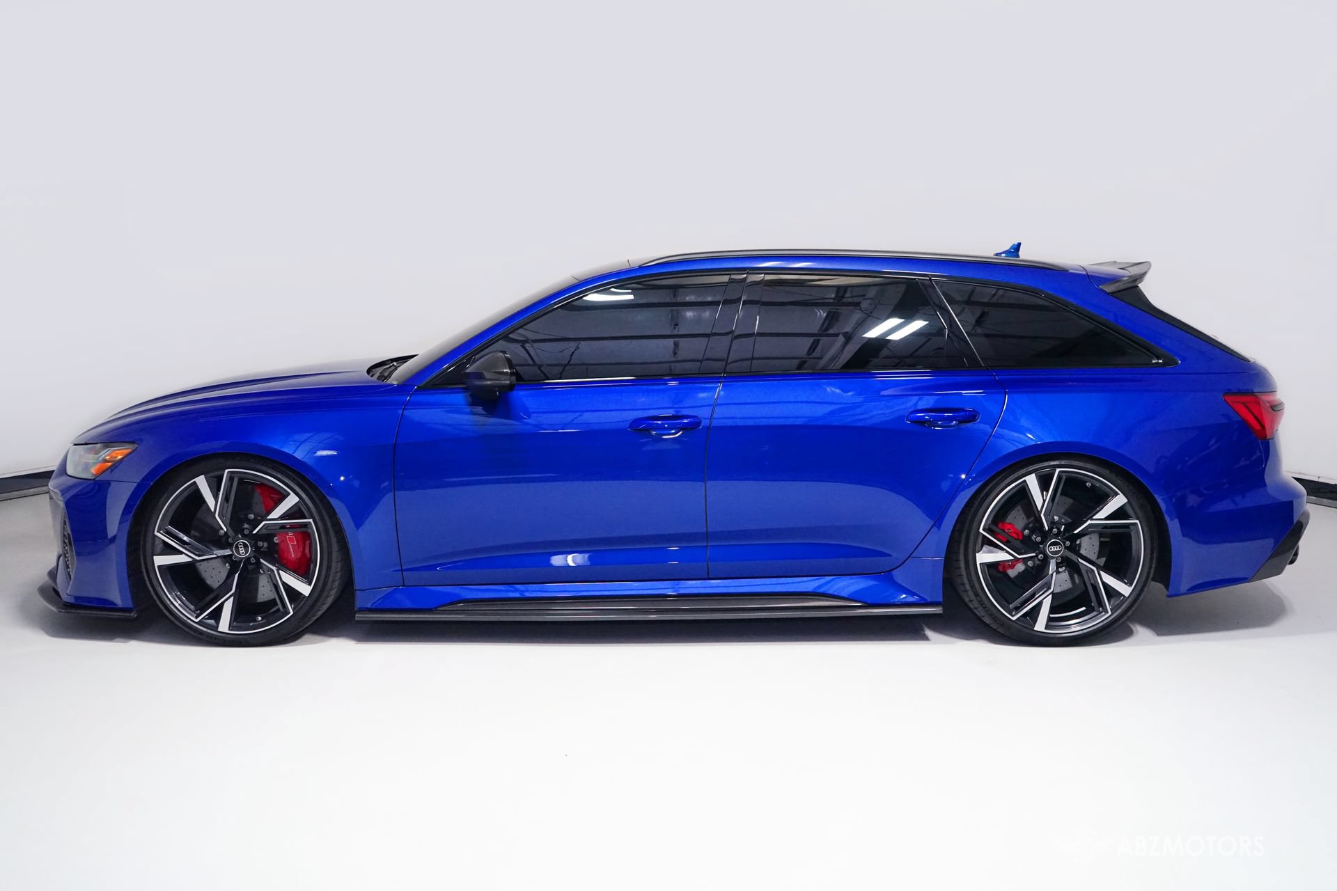 Used 2022 Audi RS 6 AWD/4WD image 5