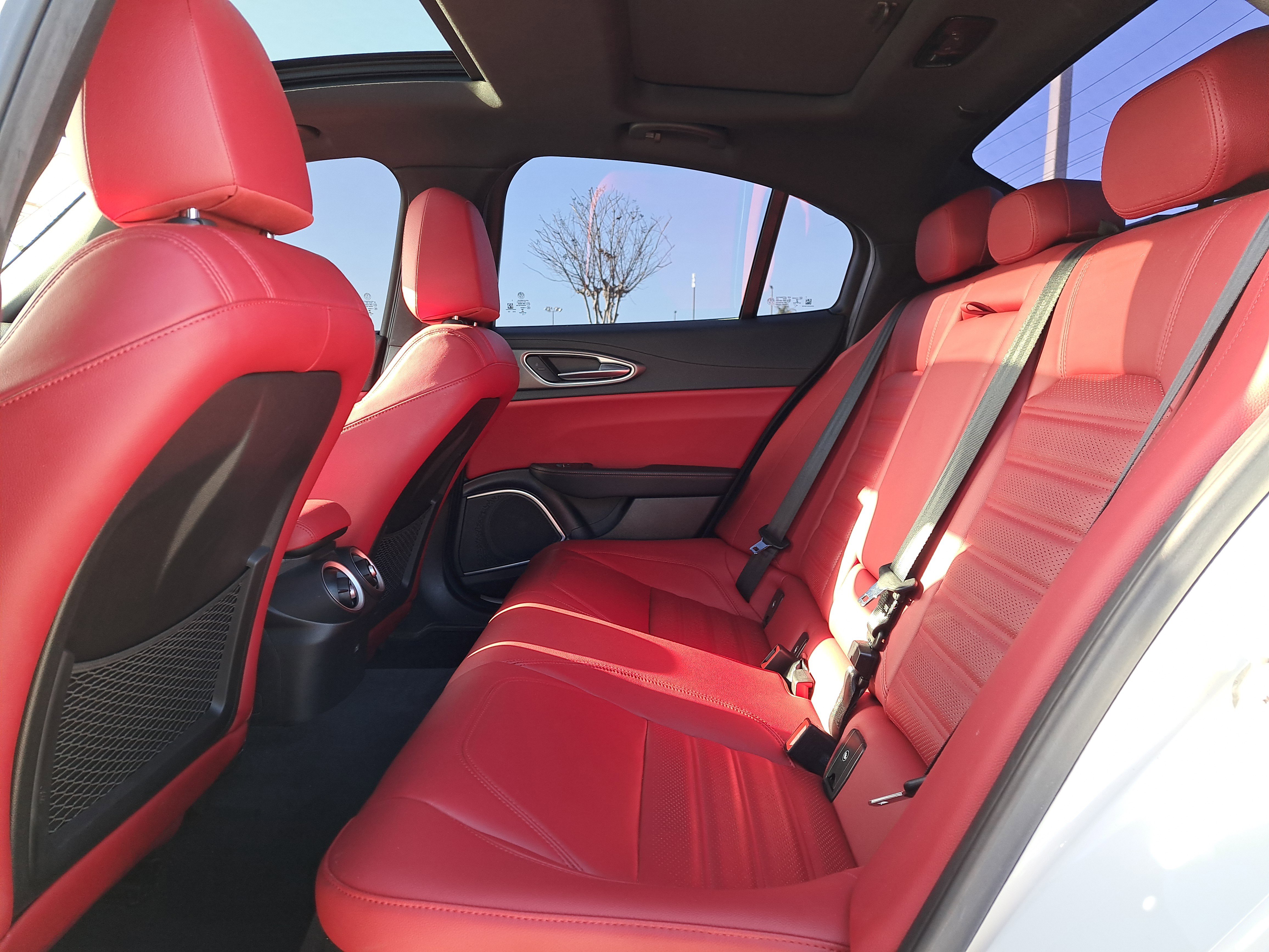 Used 2021 Alfa Romeo Giulia Ti Sport image 18