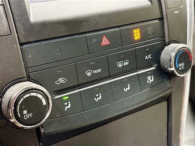 Used 2017 Toyota Camry LE FWD image 9