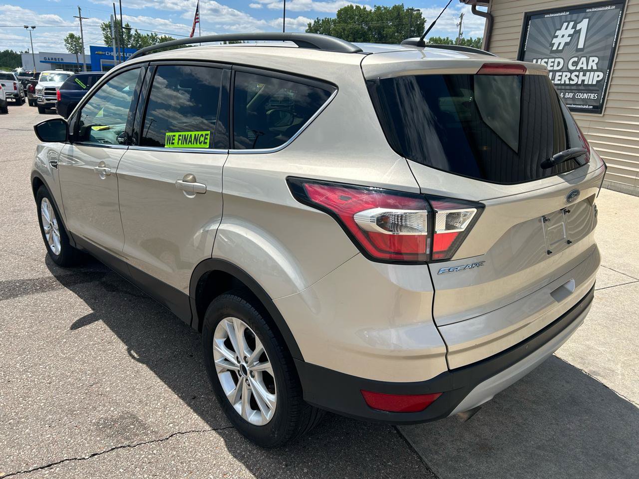 Used 2017 Ford Escape SE w/ Equipment Group 201A FWD image 7