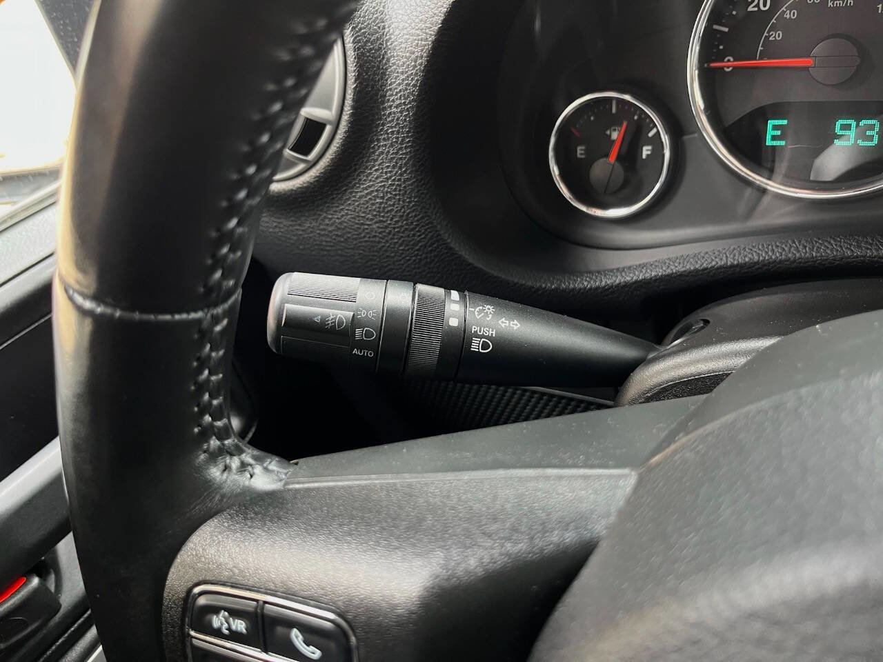 Used 2015 Jeep Wrangler Unlimited Rubicon w/ Dual Top Group image 15