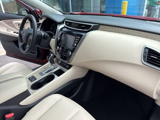 Used 2024 Nissan Murano SV image 31