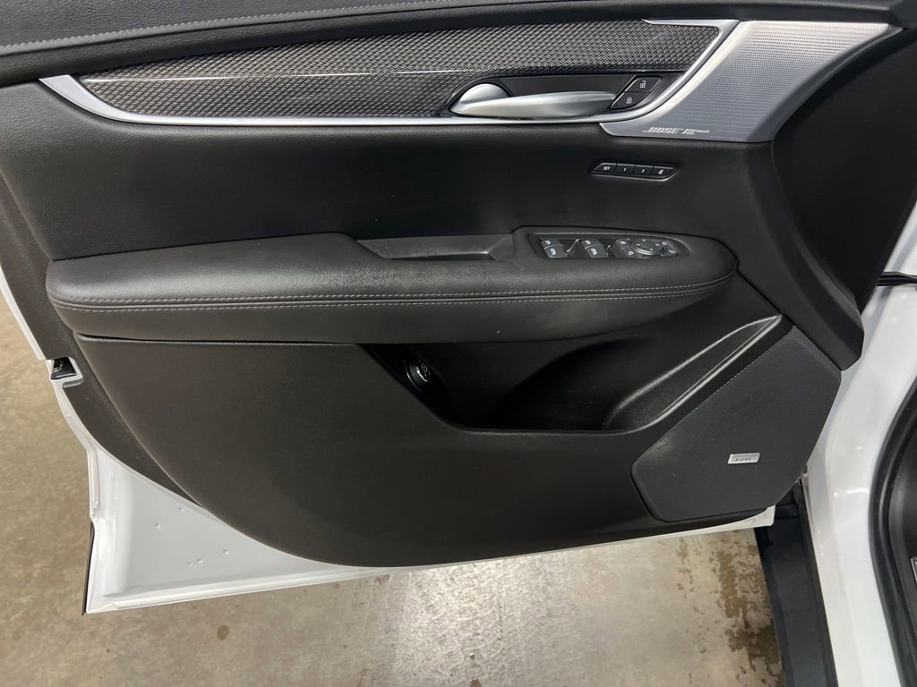 Certified 2023 Cadillac XT5 Sportv w/ Technology Package image 14