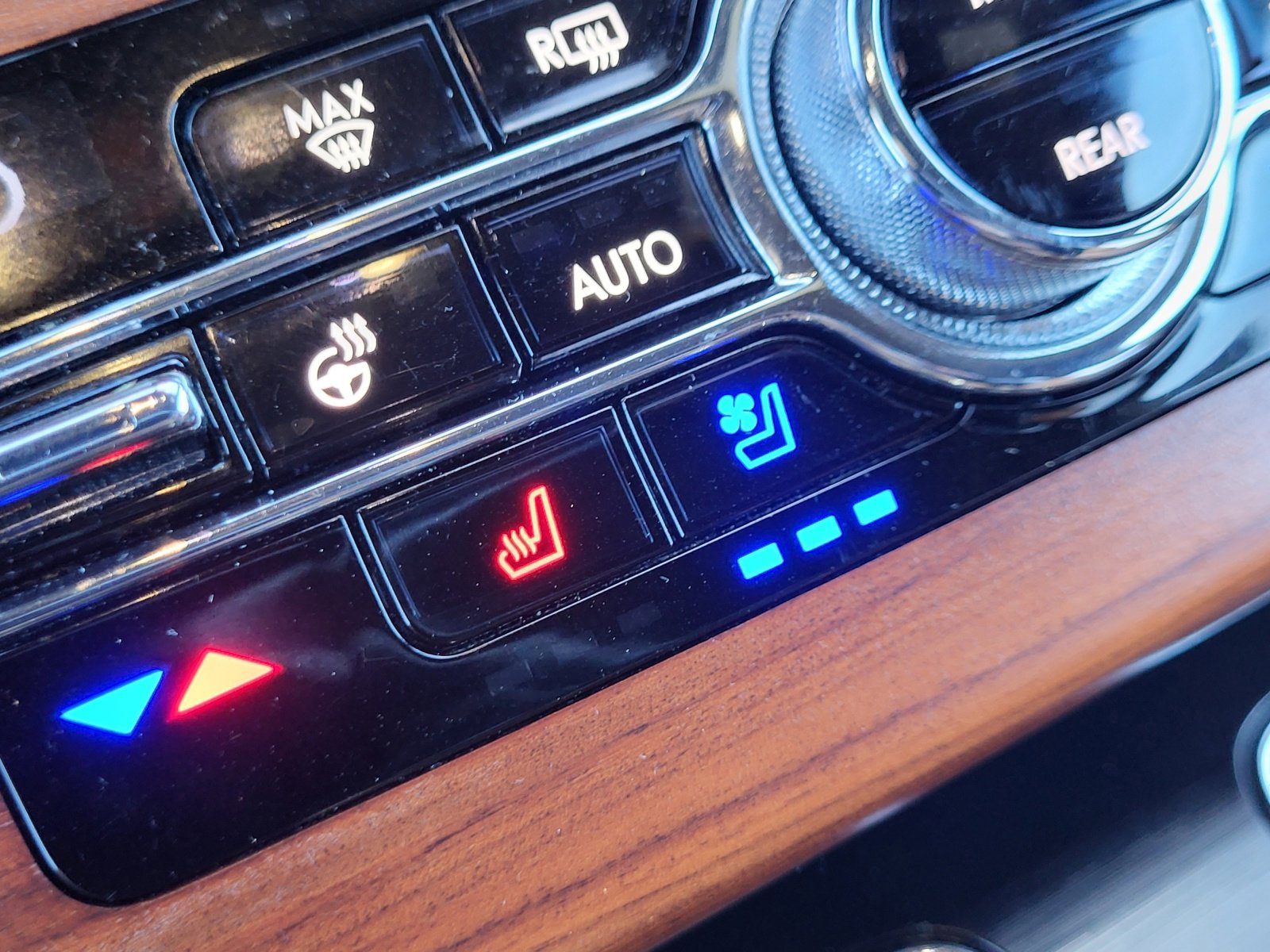 Used 2020 Lincoln Aviator Grand Touring w/ Equipment Group 302A image 35