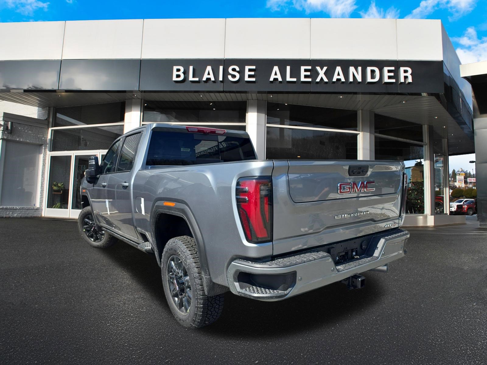 New 2026 GMC Sierra 2500 AT4 w/ AT4 Premium Plus Package AWD/4WD image 5
