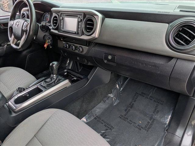 Used 2016 Toyota Tacoma SR5 w/ Towing Package image 21