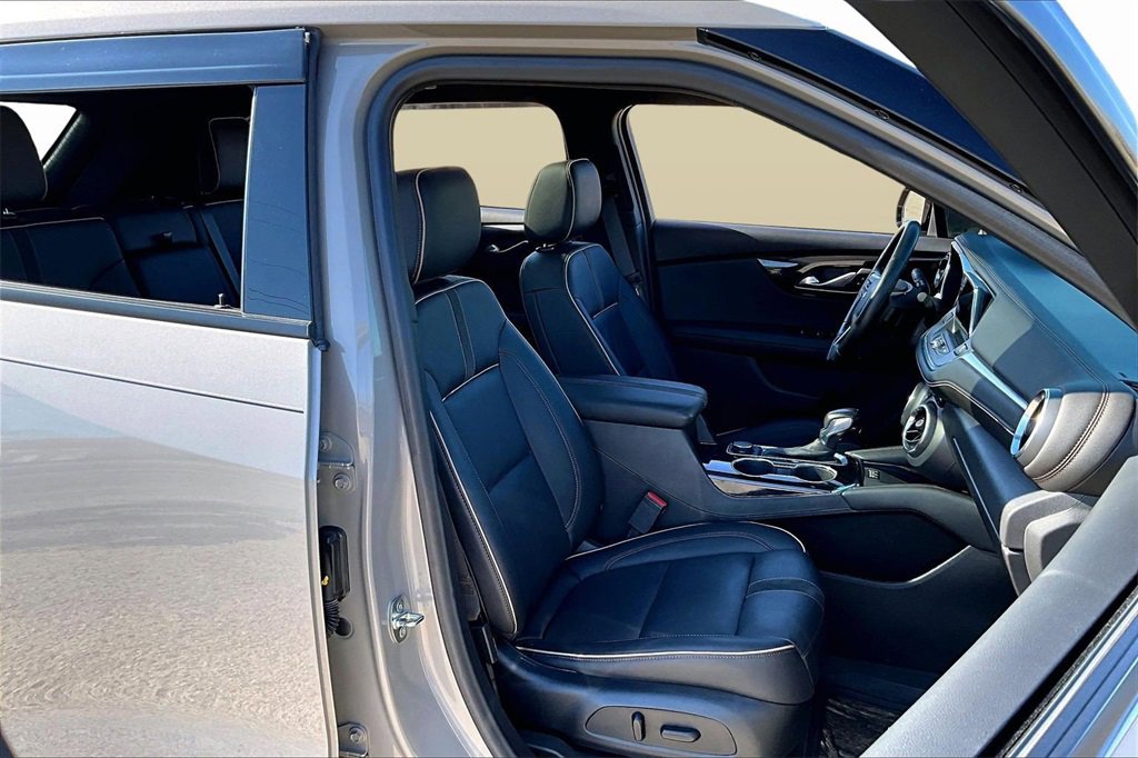 Used 2021 Chevrolet Blazer Premier w/ Driver Confidence II Package image 7