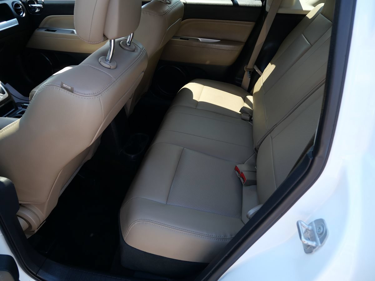 Used 2017 Jeep Compass High Altitude AWD/4WD image 19