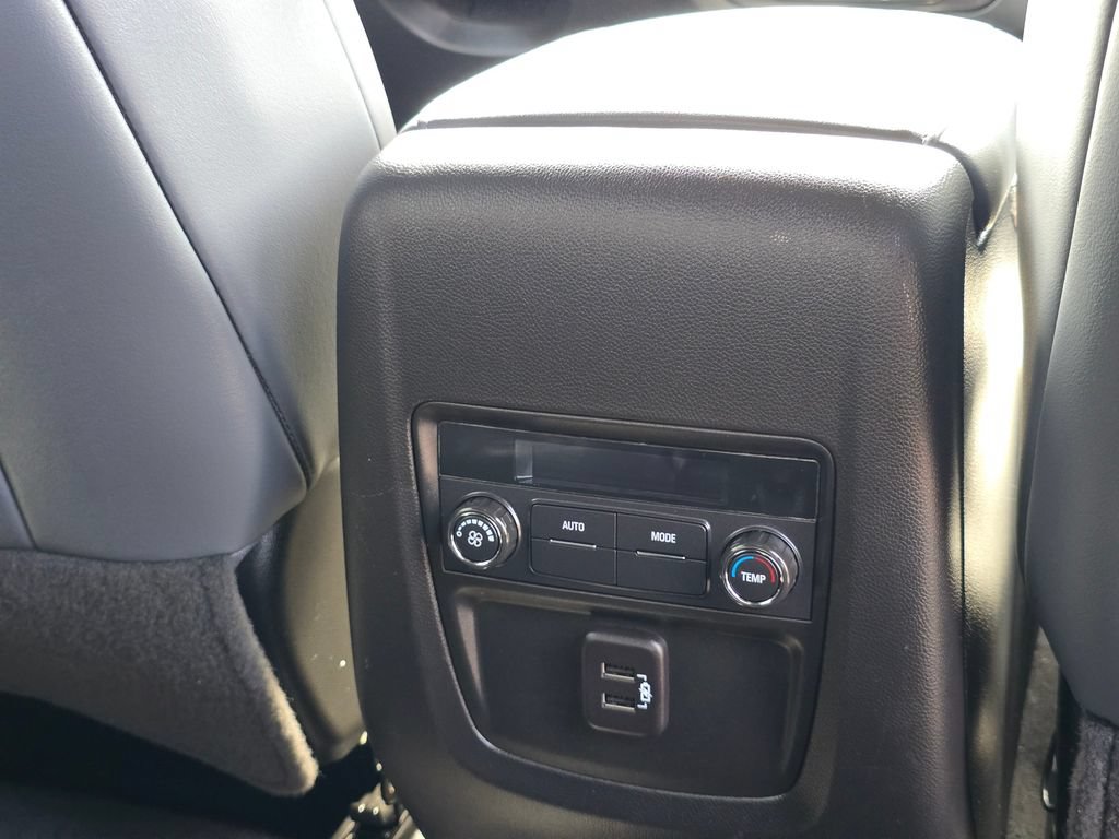 Used 2023 Buick Enclave Essence w/ Sport Touring Edition AWD/4WD image 22