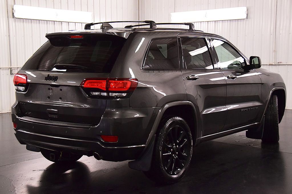 Used 2020 Jeep Grand Cherokee Altitude AWD/4WD image 8