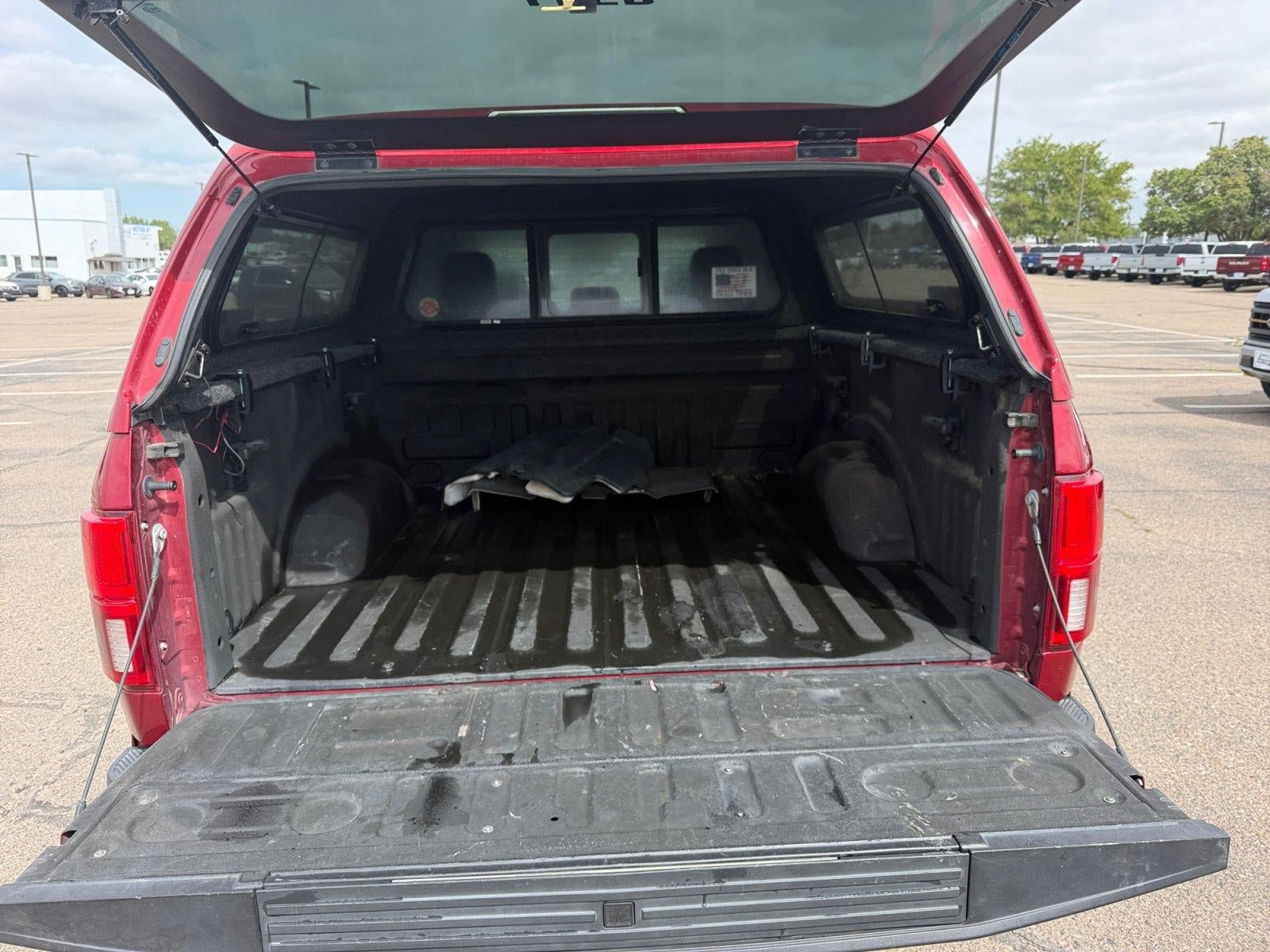 Used 2018 Ford F150 Platinum w/ Equipment Group 701A Luxury AWD/4WD image 16