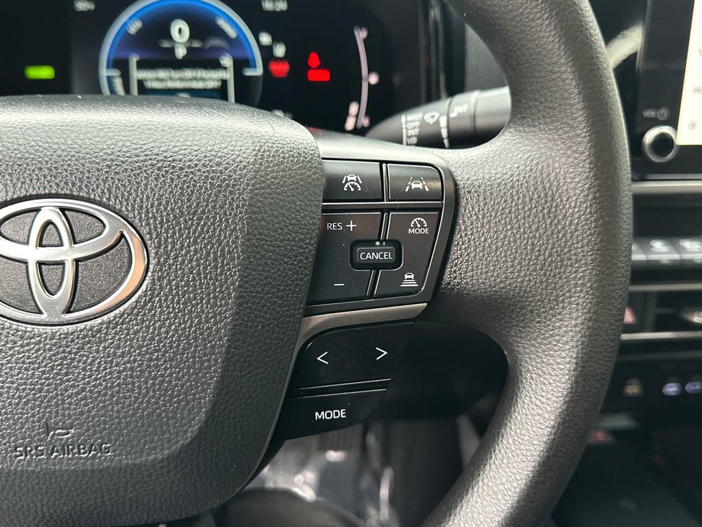 Certified 2025 Toyota Camry LE image 25