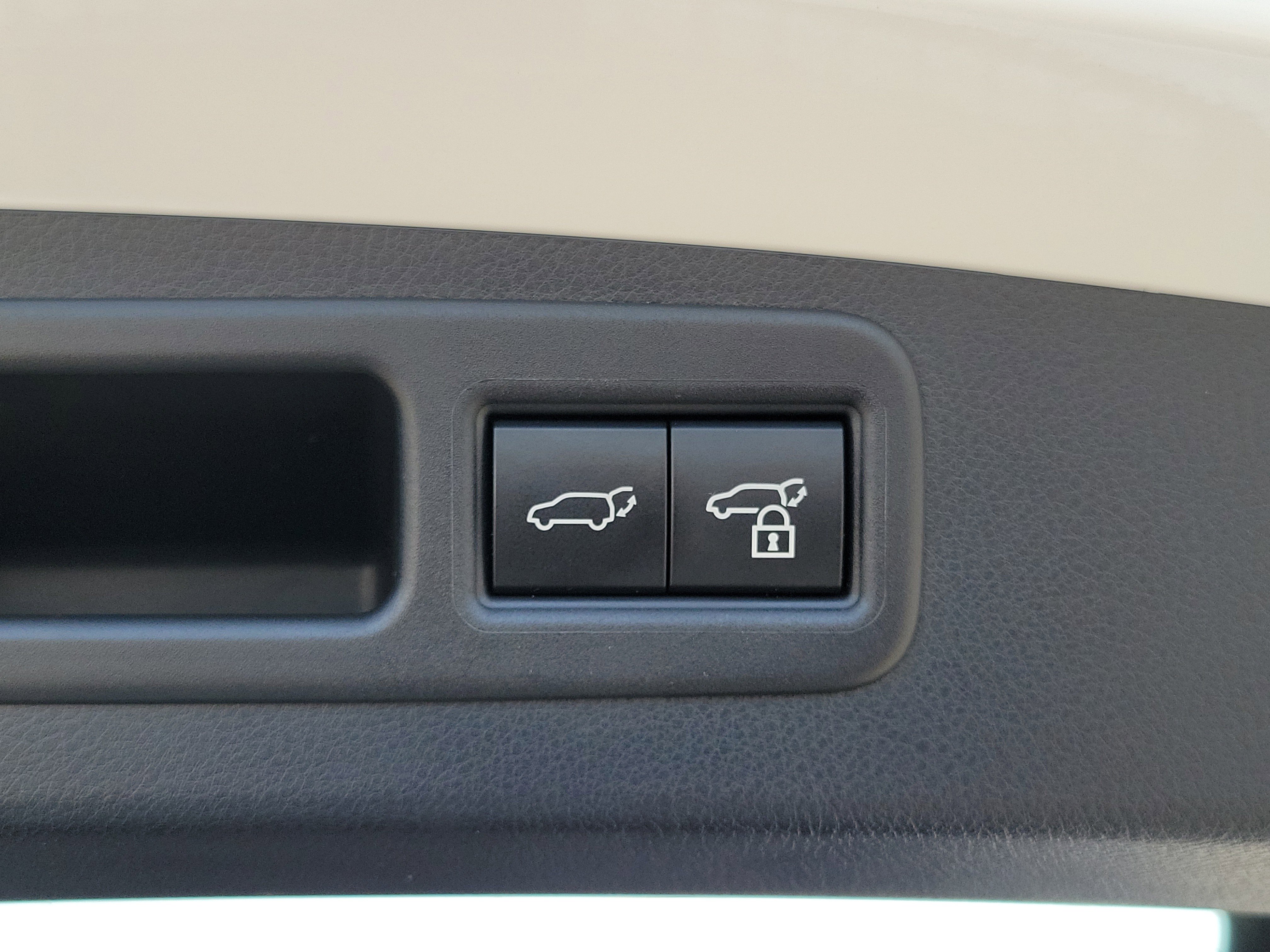 Used 2024 Lexus RX 500h F Sport w/ Convenience Package AWD/4WD image 23