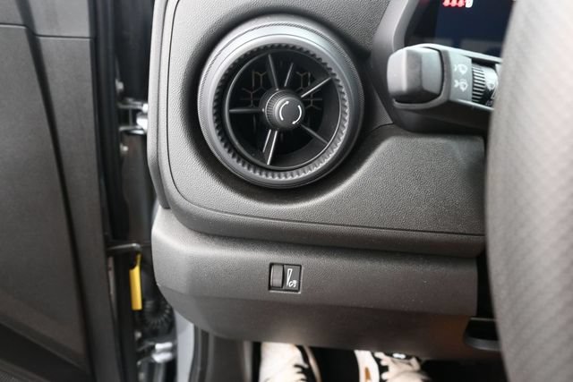 Used 2025 Chevrolet Colorado W/T RWD image 14