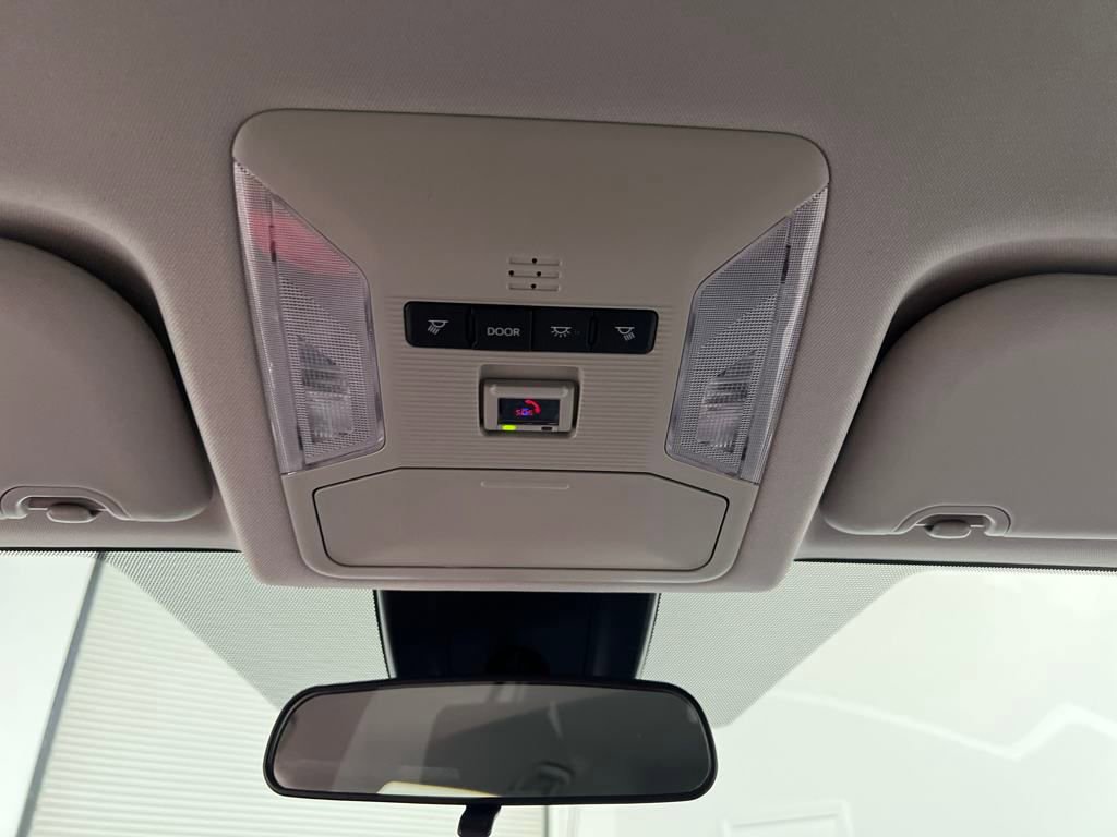 Used 2023 Toyota RAV4 LE image 52