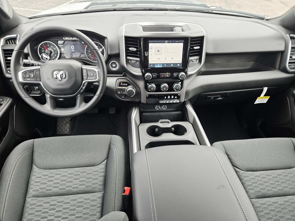 New 2026 RAM 1500 Express AWD/4WD image 15