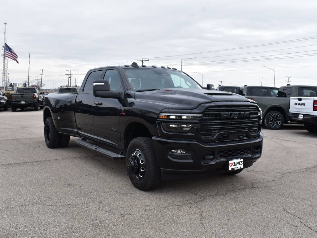 New 2026 RAM 3500 Laramie AWD/4WD image 8