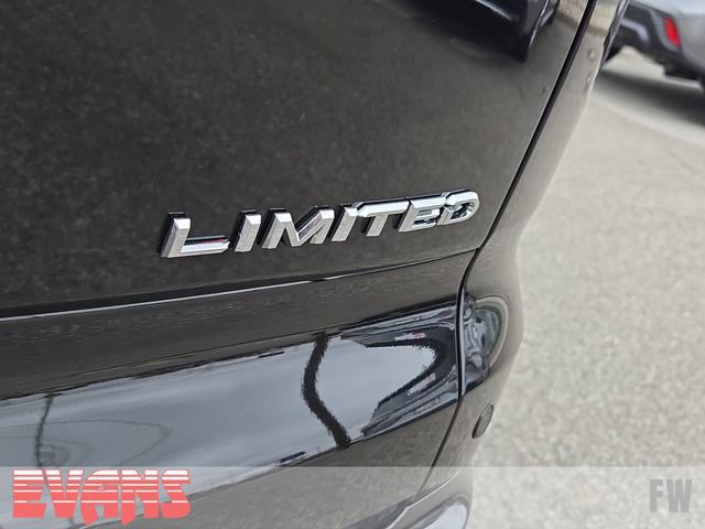 New 2025 Toyota Crown Signia w/ Advanced Technology Package image 3