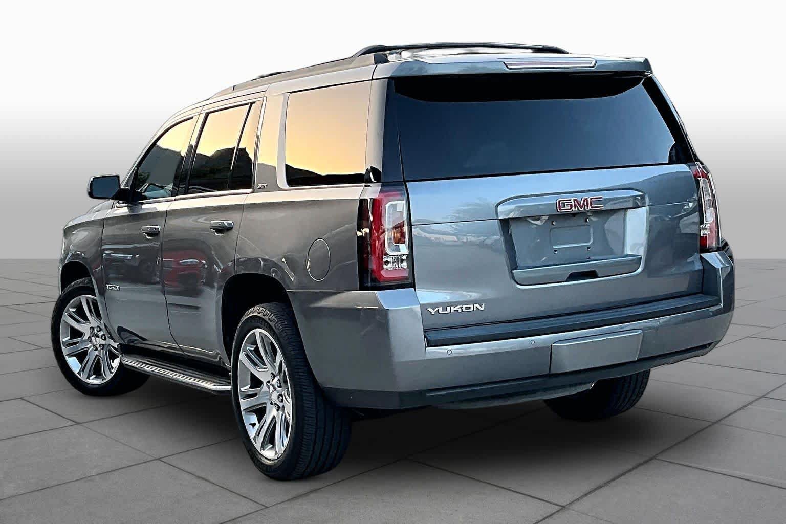 Used 2019 GMC Yukon SLT w/ Open Road Package AWD/4WD image 11