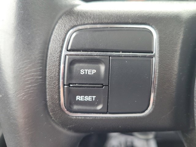 Used 2015 Jeep Patriot High Altitude FWD image 36