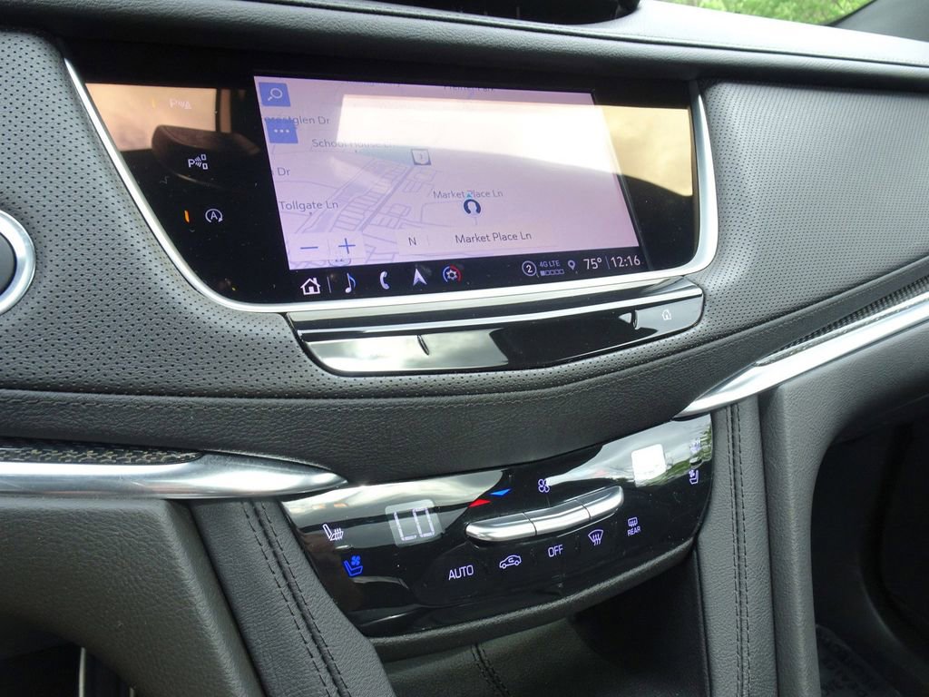 Certified 2023 Cadillac XT5 Sportv w/ Technology Package AWD/4WD image 19